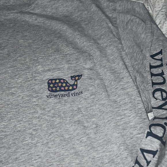 Bundle of 2 Men’s Vineyard Vines long sleeves - Picture 2 of 7